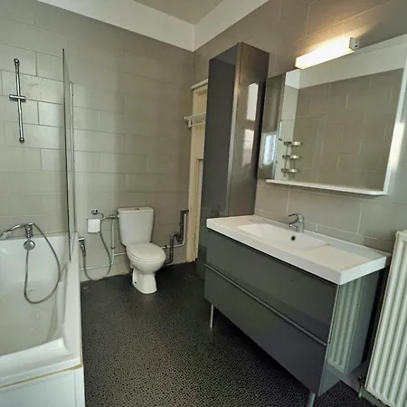 T2, Centre Ville, Wifi, Gare 600m, Prox Lille, Terrasse * Tourcoing