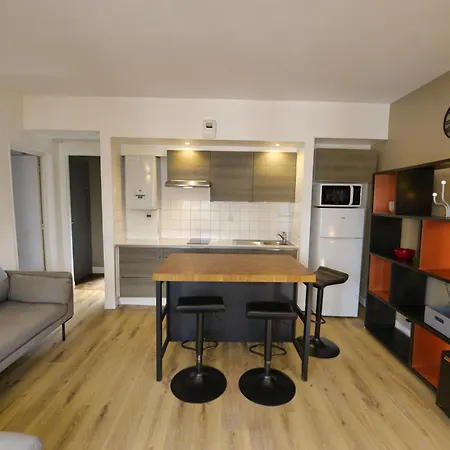 T2, Centre Ville, Wifi, Gare 600m, Prox Lille, Terrasse Apartment *