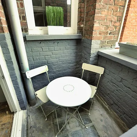 Apartment T2, Centre Ville, Wifi, Gare 600m, Prox Lille, Terrasse