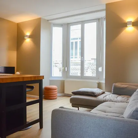 T2, Centre Ville, Wifi, Gare 600m, Prox Lille, Terrasse Tourcoing