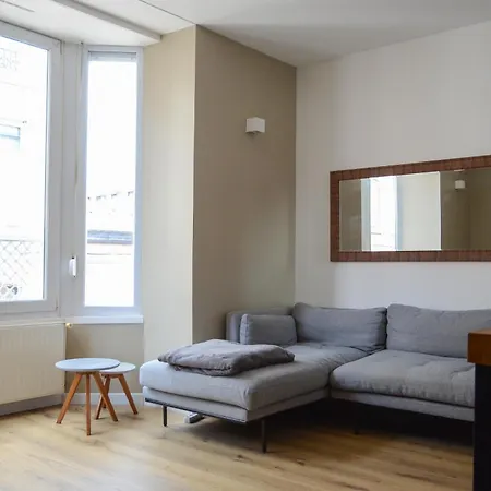 T2, Centre Ville, Wifi, Gare 600m, Prox Lille, Terrasse Tourcoing