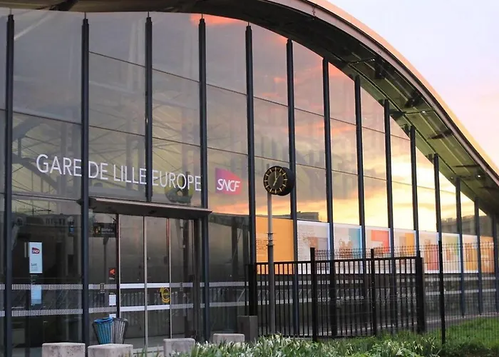 T2, Centre Ville, Wifi, Gare 600m, Prox Lille, Terrasse *