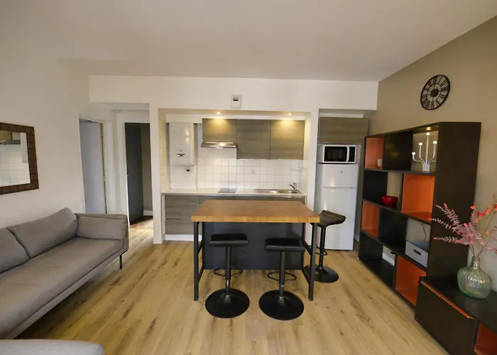 T2, Centre Ville, Wifi, Gare 600m, Prox Lille, Terrasse Apartment *