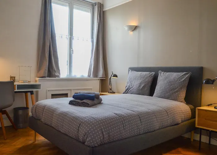 T2, Centre Ville, Wifi, Gare 600m, Prox Lille, Terrasse *